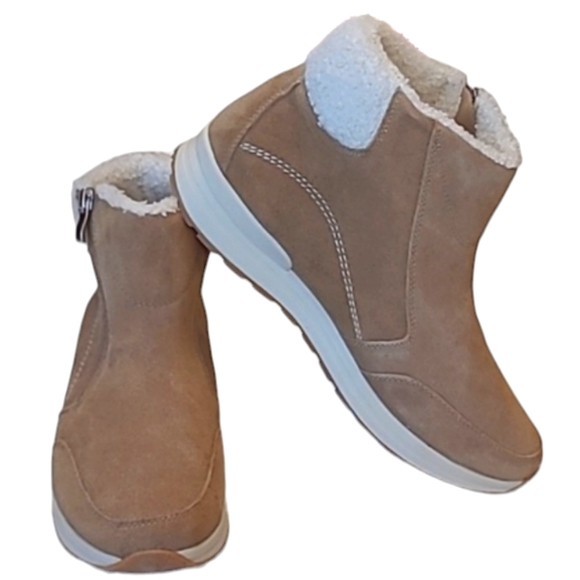 Lands' End Ankle Snow Boot Suede Side Zip Insulated Slip On Winter Booties Sz 10 - Picture 1 of 17